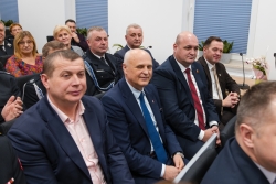 Uroczyste otwarcie wraz z przecięciem wstęgi nowego budynku Urzędu Gminy oraz Gminnego Ośrodka Pomocy Społecznej w...