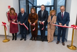 Uroczyste otwarcie wraz z przecięciem wstęgi nowego budynku Urzędu Gminy oraz Gminnego Ośrodka Pomocy Społecznej w...