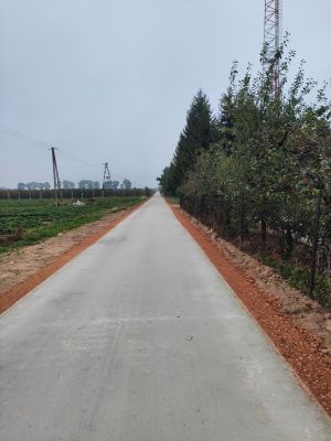 przebudowana droga w miejscowości Paprotnia